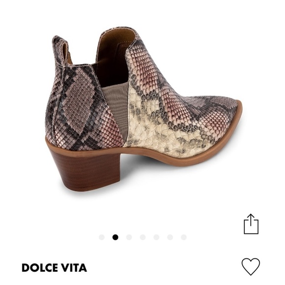 New Dolce Vita Samy booties size 6.5. Snake skin printed leather. - Picture 2 of 7